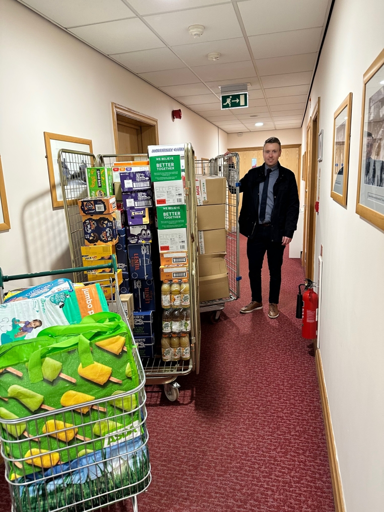 Bloxwich Blakenall Food Bank Donation