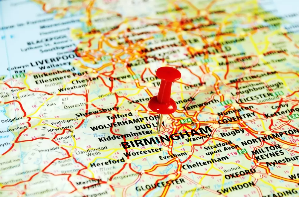 Close,Up,Of,Birmingham,,united,Kingdom,Map,With,Red,Pin Map of UK with pin on Birmingham