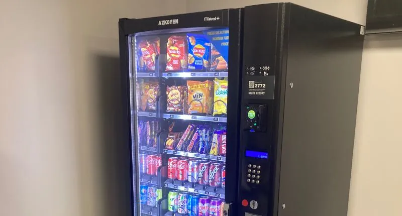 Renting vending machines from Coinadrink gives you the option to experience our fully managed service, which includes replenishment, service, support and more.